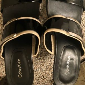 Ladies sandals